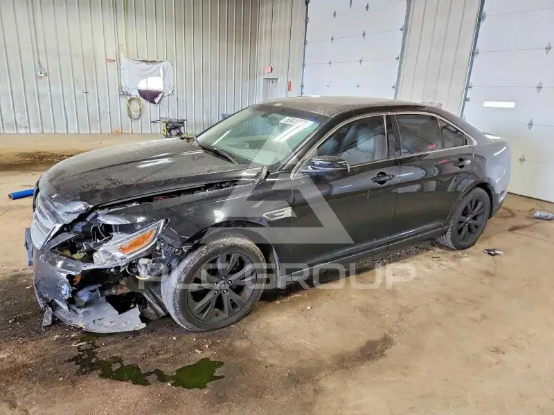 2010 Ford TAURUS photo