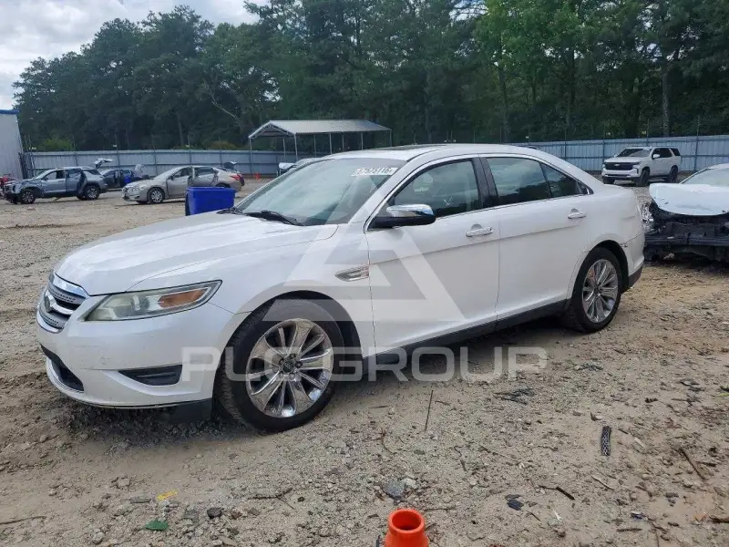 2010 Ford TAURUS фото