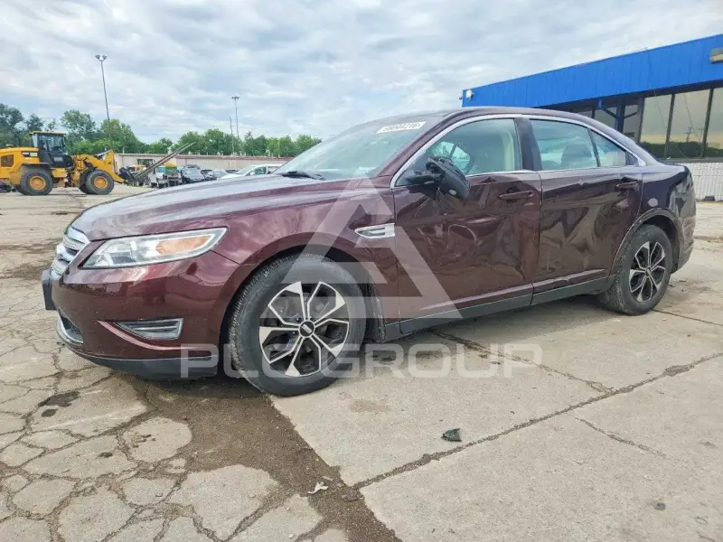 2010 Ford TAURUS фото