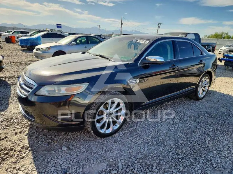 2010 Ford TAURUS photo