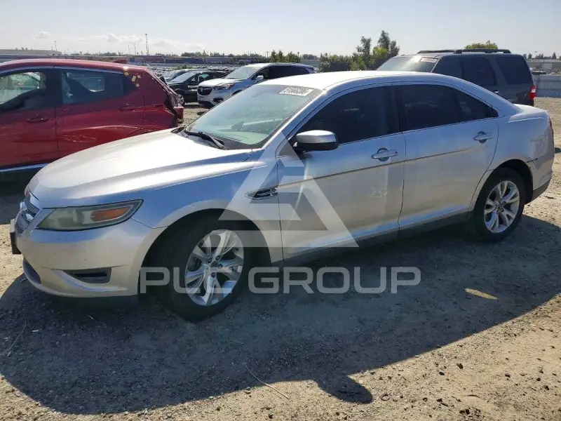 2010 Ford TAURUS фото