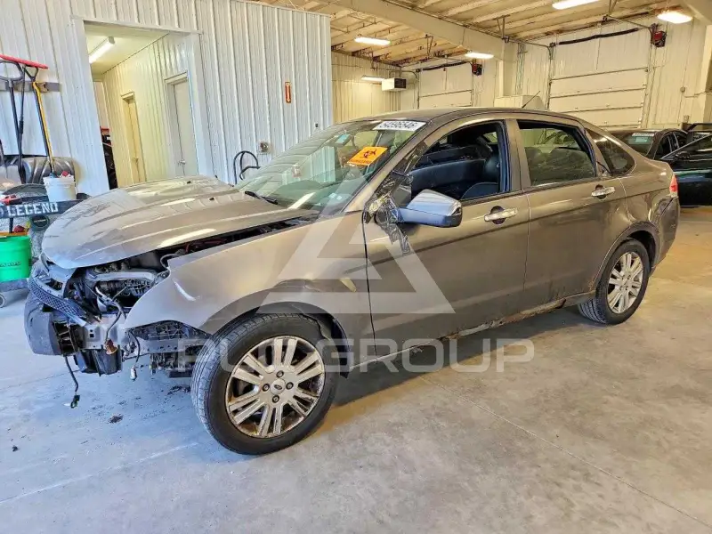 2010 Ford FOCUS photo