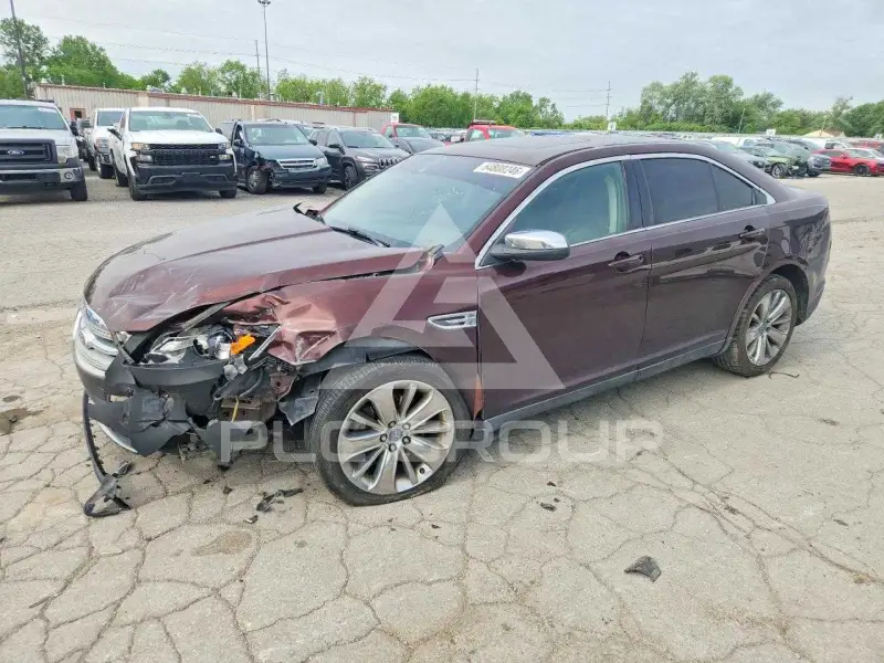 2010 Ford TAURUS фото
