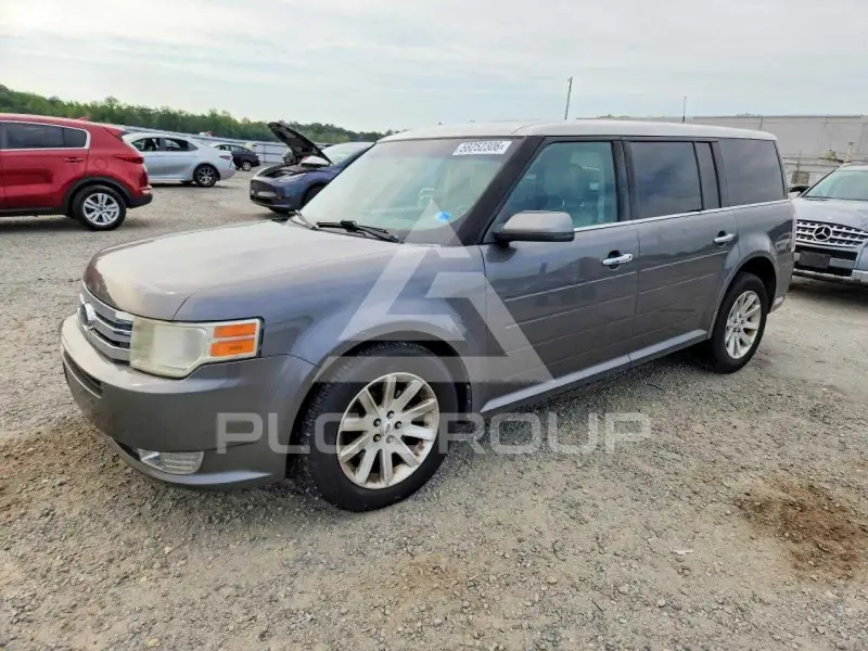 2010 Ford FLEX photo