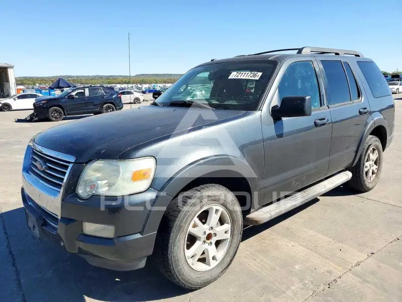 2010 Ford EXPLORER фото