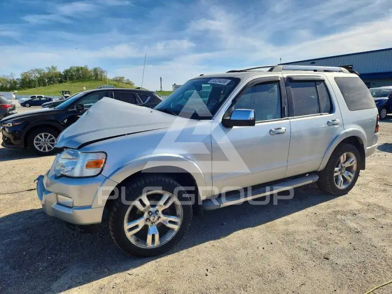 2010 Ford EXPLORER photo