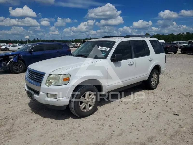 2010 Ford EXPLORER фото