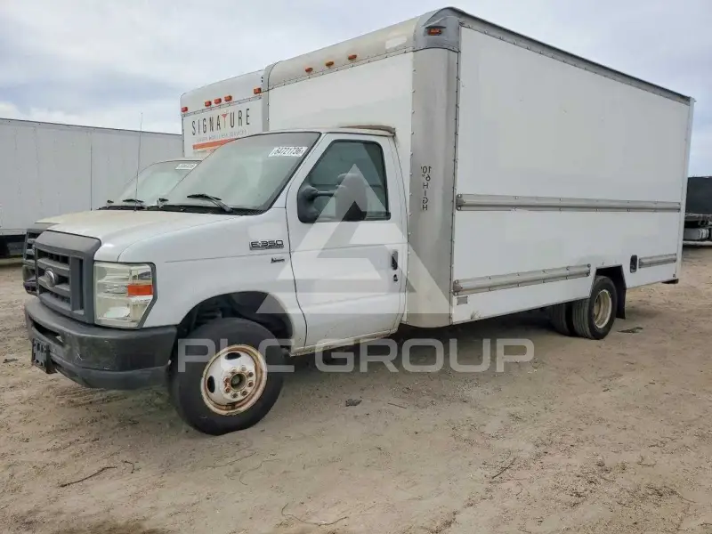 2010 Ford ECONOLINE photo
