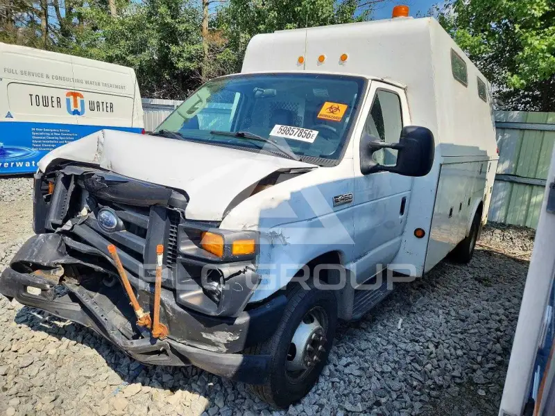 2010 Ford ECONOLINE фото