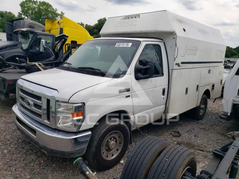 2010 Ford ECONOLINE фото
