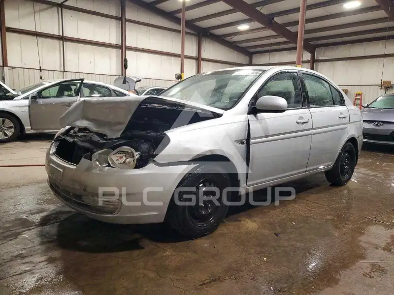 2010 Hyundai Accent photo