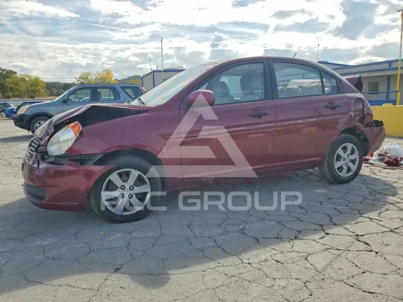 2010 Hyundai Accent фото