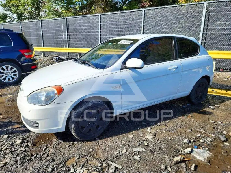 2010 Hyundai Accent photo