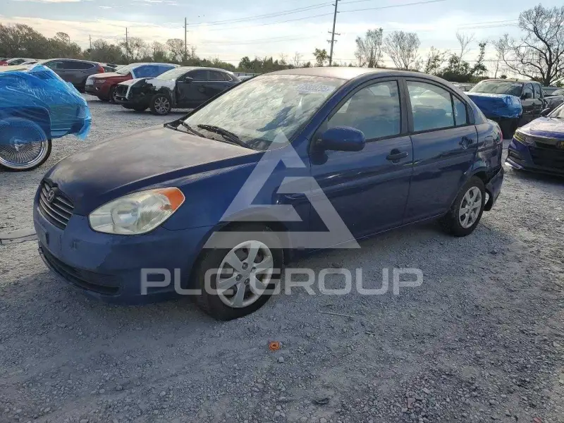 2010 Hyundai Accent photo