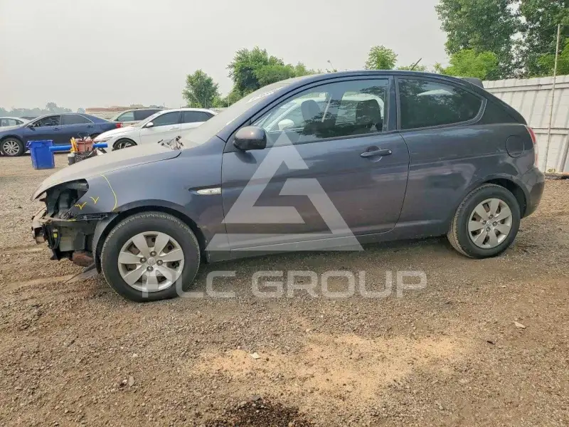 2010 Hyundai Accent фото