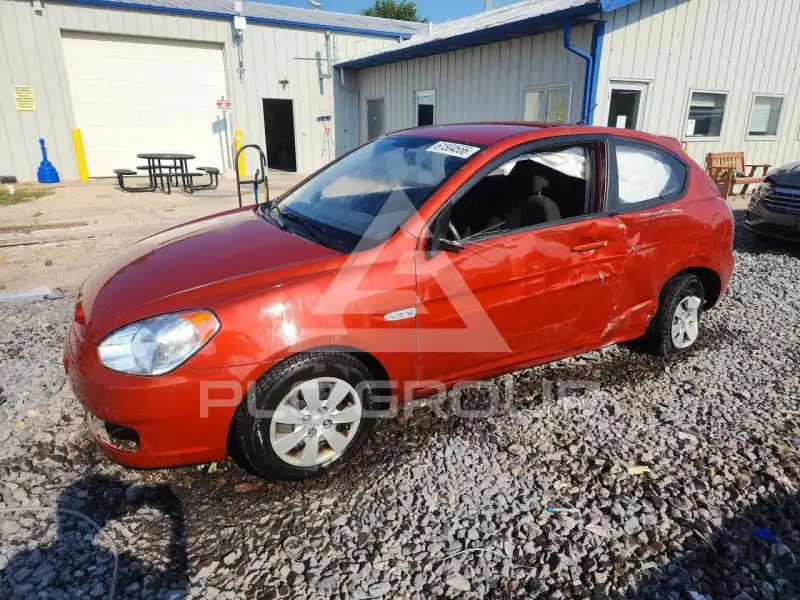 2010 Hyundai Accent photo