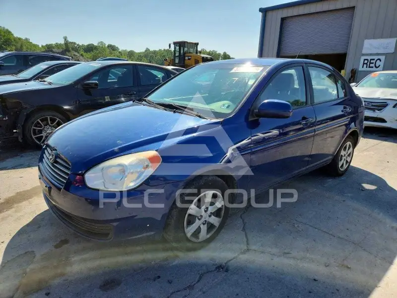 2010 Hyundai Accent фото