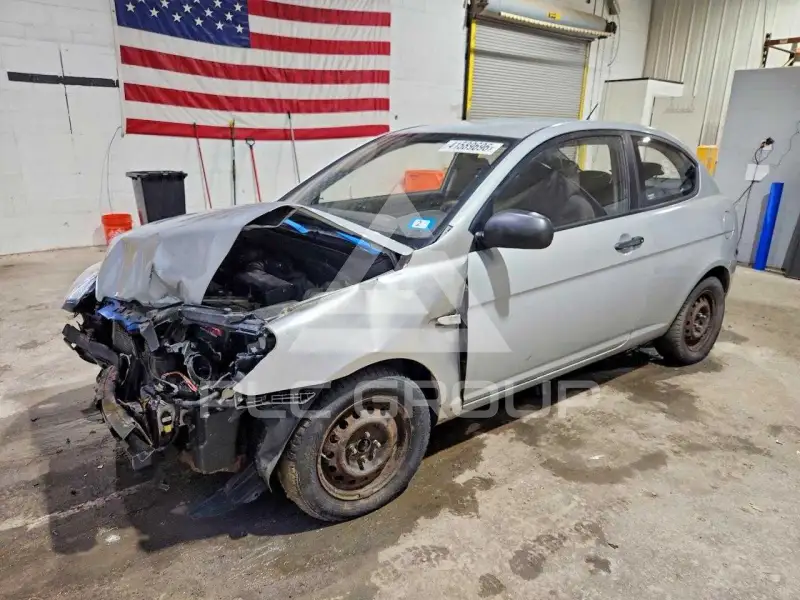 2010 Hyundai Accent фото