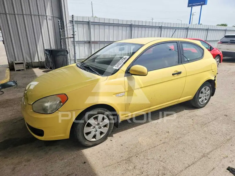 2010 Hyundai Accent фото
