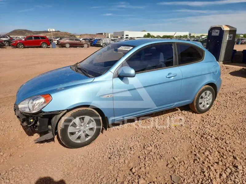 2010 Hyundai Accent фото
