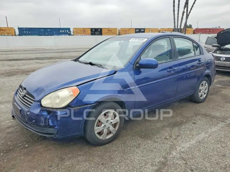 2010 Hyundai Accent фото