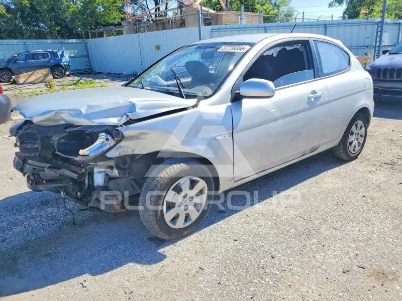 2010 Hyundai Accent фото