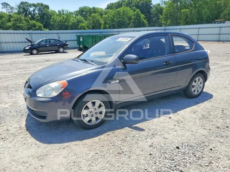 2010 Hyundai Accent фото