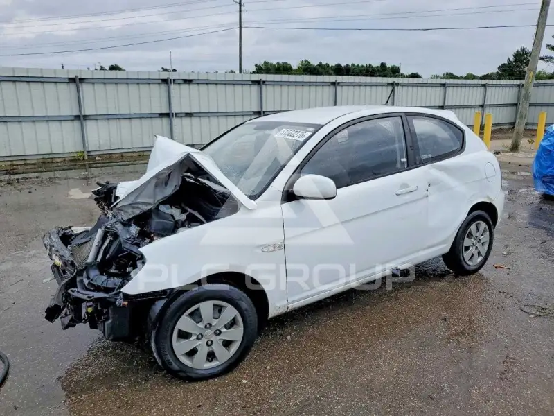 2010 Hyundai Accent фото
