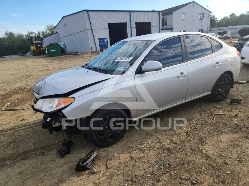 2010 Hyundai Elantra фото