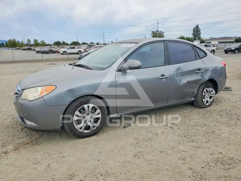 2010 Hyundai Elantra photo