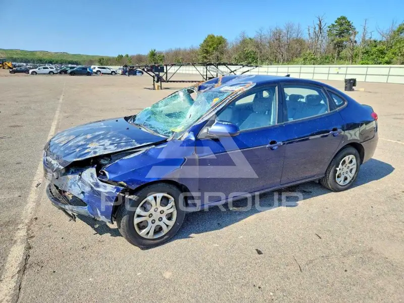 2010 Hyundai Elantra photo
