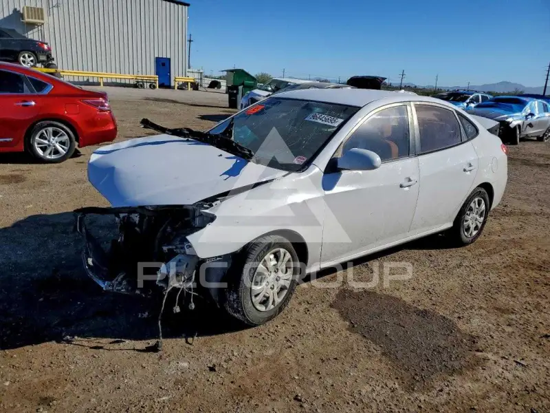 2010 Hyundai Elantra photo