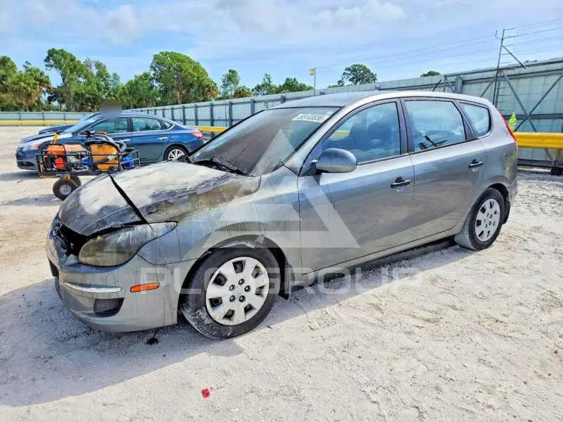 2010 Hyundai Elantra фото