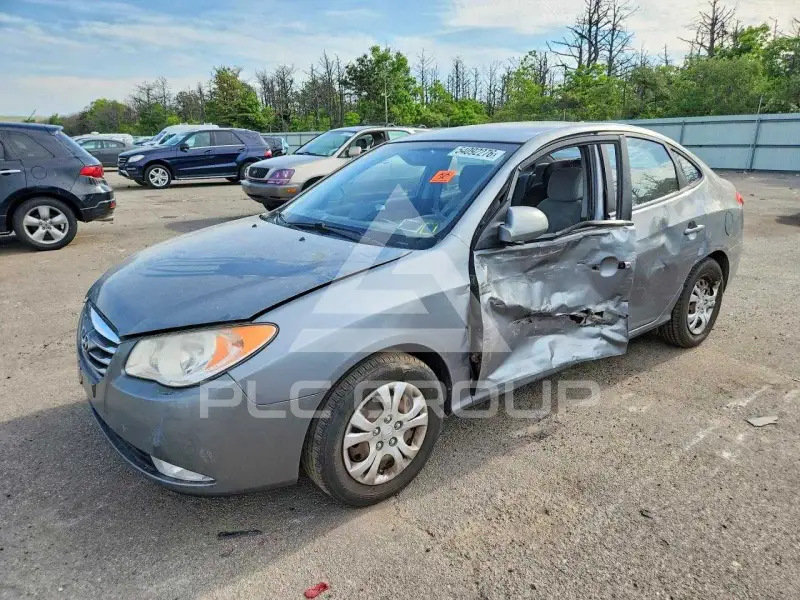 2010 Hyundai Elantra фото