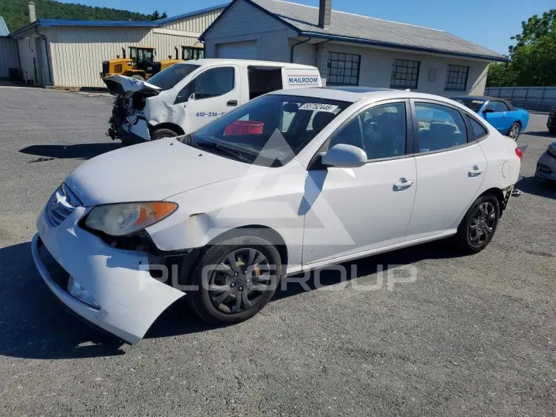 2010 Hyundai Elantra photo