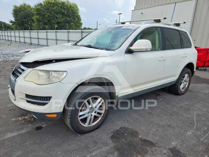 2010 Volkswagen Touareg фото