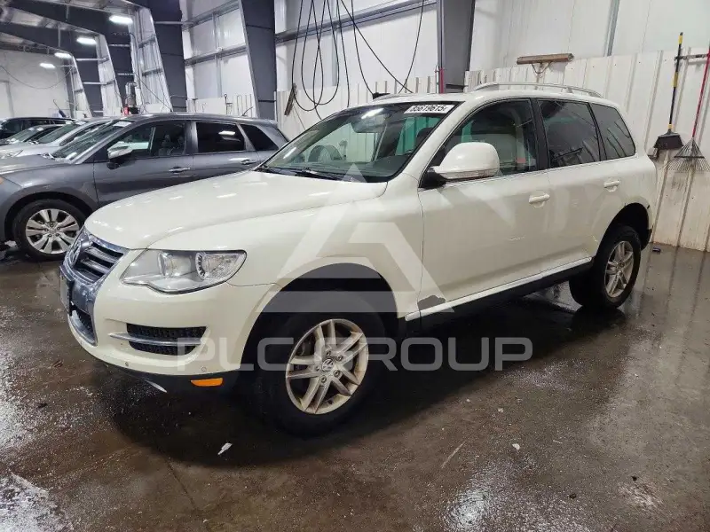 2010 Volkswagen Touareg фото