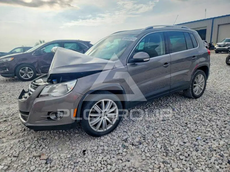2010 Volkswagen Tiguan фото