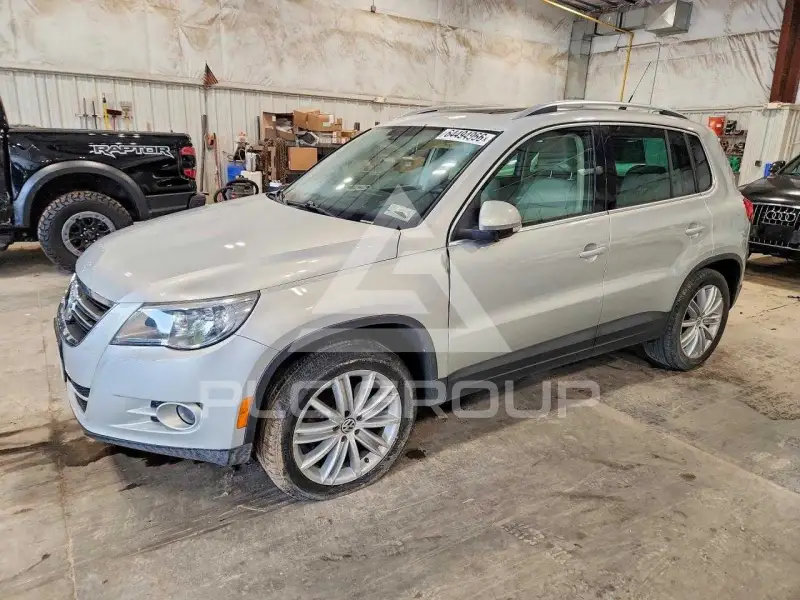 2010 Volkswagen Tiguan фото
