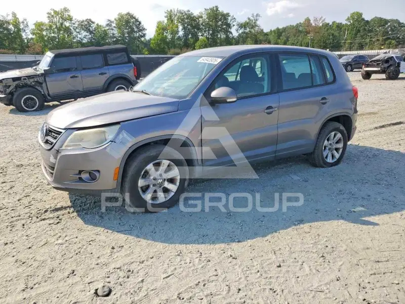 2010 Volkswagen Tiguan фото
