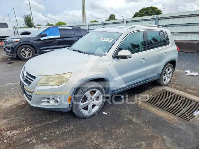 2010 Volkswagen Tiguan фото