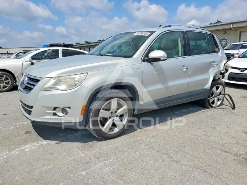 2010 Volkswagen Tiguan фото