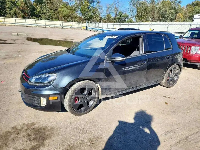 2010 Volkswagen GTI фото