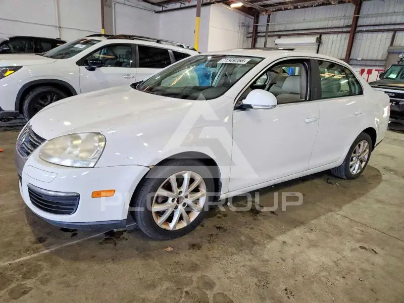 2010 Volkswagen Jetta photo