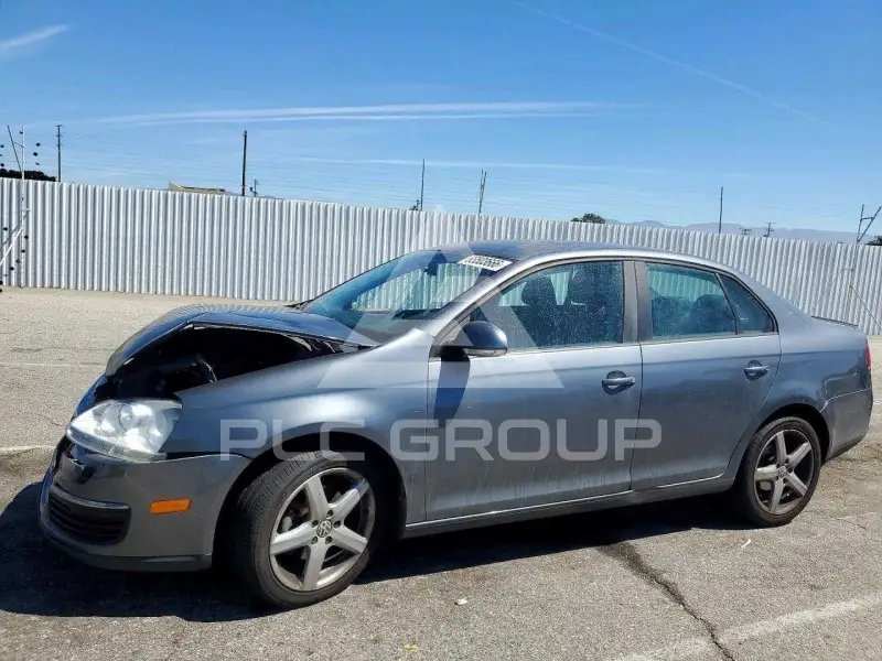 2010 Volkswagen Jetta фото