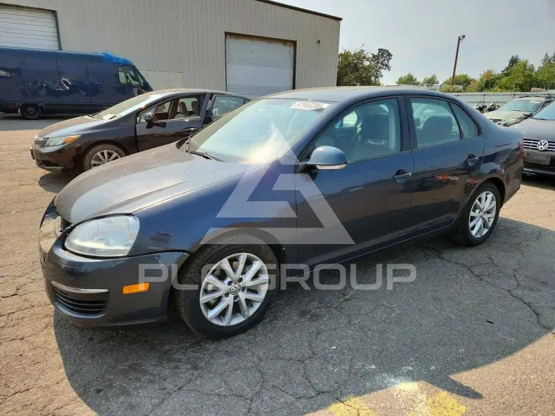 2010 Volkswagen Jetta фото