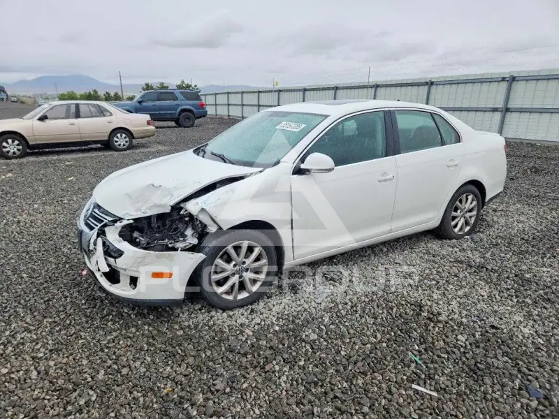 2010 Volkswagen Jetta photo