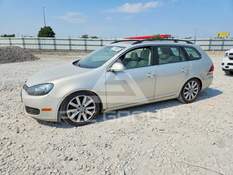 2010 Volkswagen Jetta photo