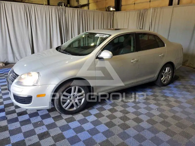 2010 Volkswagen Jetta photo