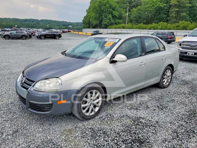 2010 Volkswagen Jetta фото